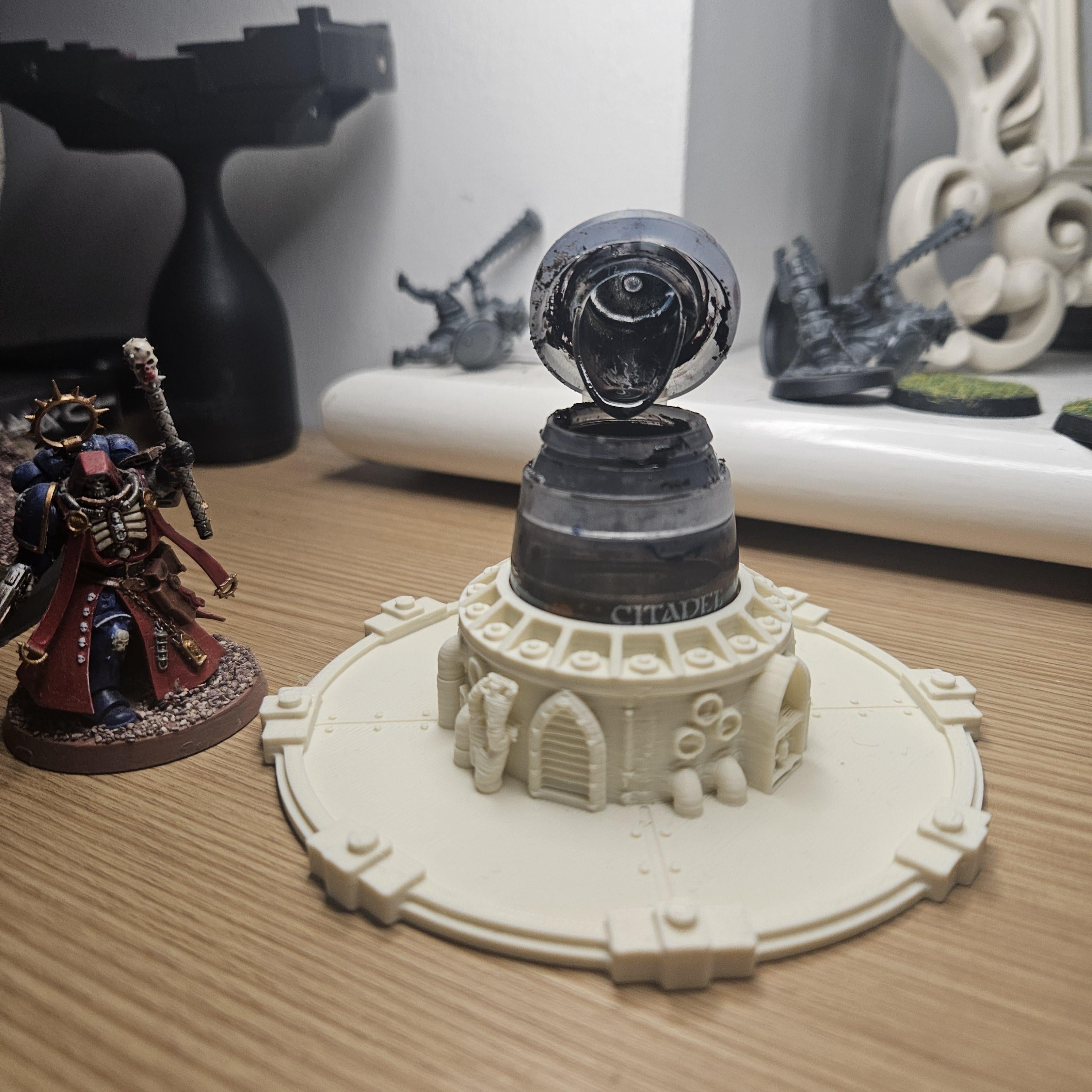 Citadel anti spill paint holder
